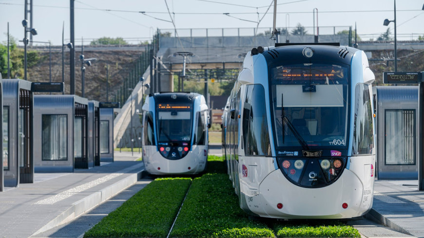 Les trams-trains Citadis Dualis d’Alstom ont été inaugurés sur la nouvelle ligne T12, en Île-de-France